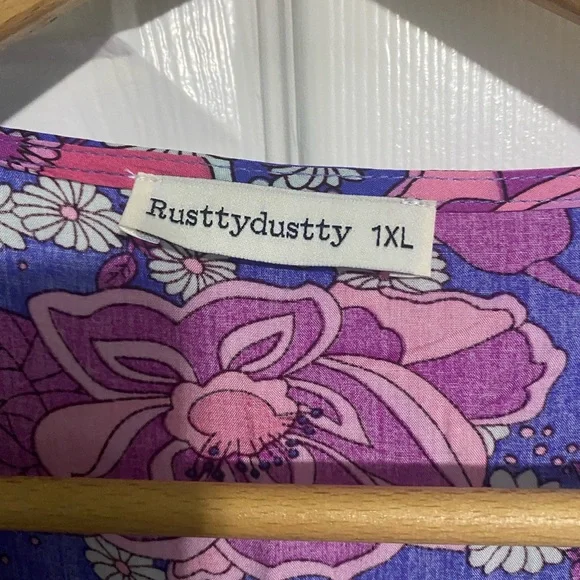 Rusty Dusty Floral V-Neck Midi Dress in Purple and Pink 1XL - Picture 6 of 6